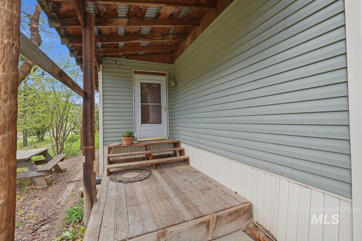 371 Rimview Dr, Boise, Idaho 83716, 3 Bedrooms, 2 Bathrooms, Residential For Sale, Price $525,000,MLS 98985332