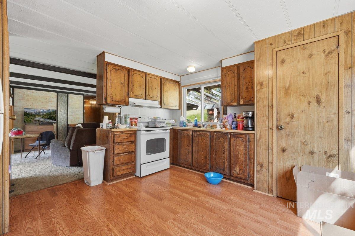 371 Rimview Dr, Boise, Idaho 83716, 3 Bedrooms, 2 Bathrooms, Residential For Sale, Price $525,000,MLS 98985332