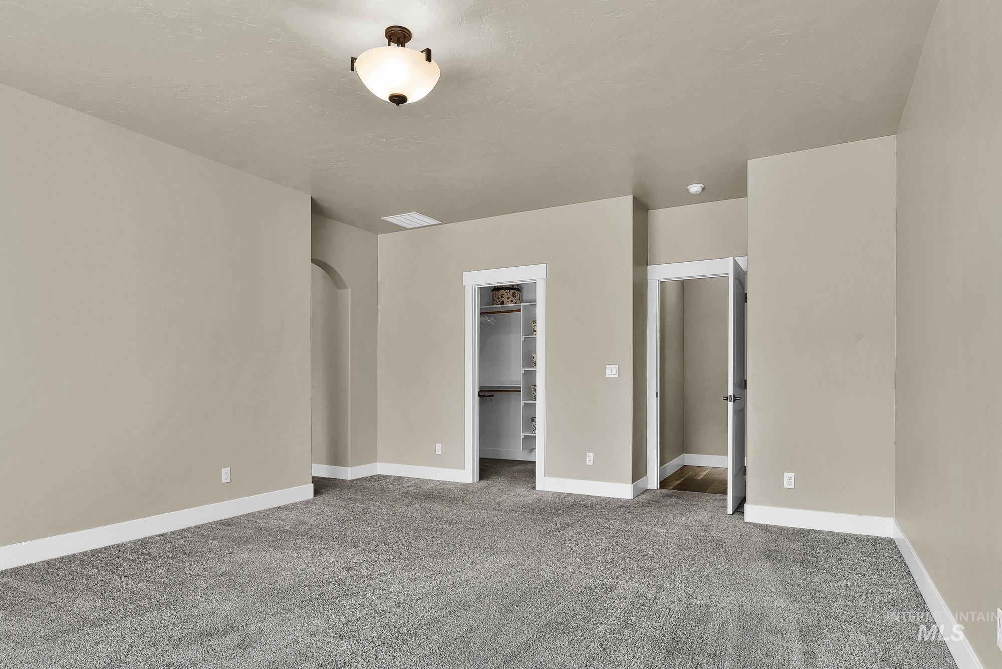 904 N Tullshire Way, Eagle, Idaho 83616, 3 Bedrooms, 3.5 Bathrooms, Residential For Sale, Price $750,000,MLS 98985333