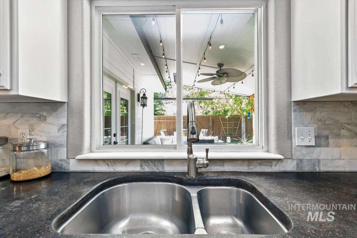 3017 N Marburg Avenue, Meridian, Idaho 83646, 5 Bedrooms, 3 Bathrooms, Residential For Sale, Price $549,000,MLS 98985334