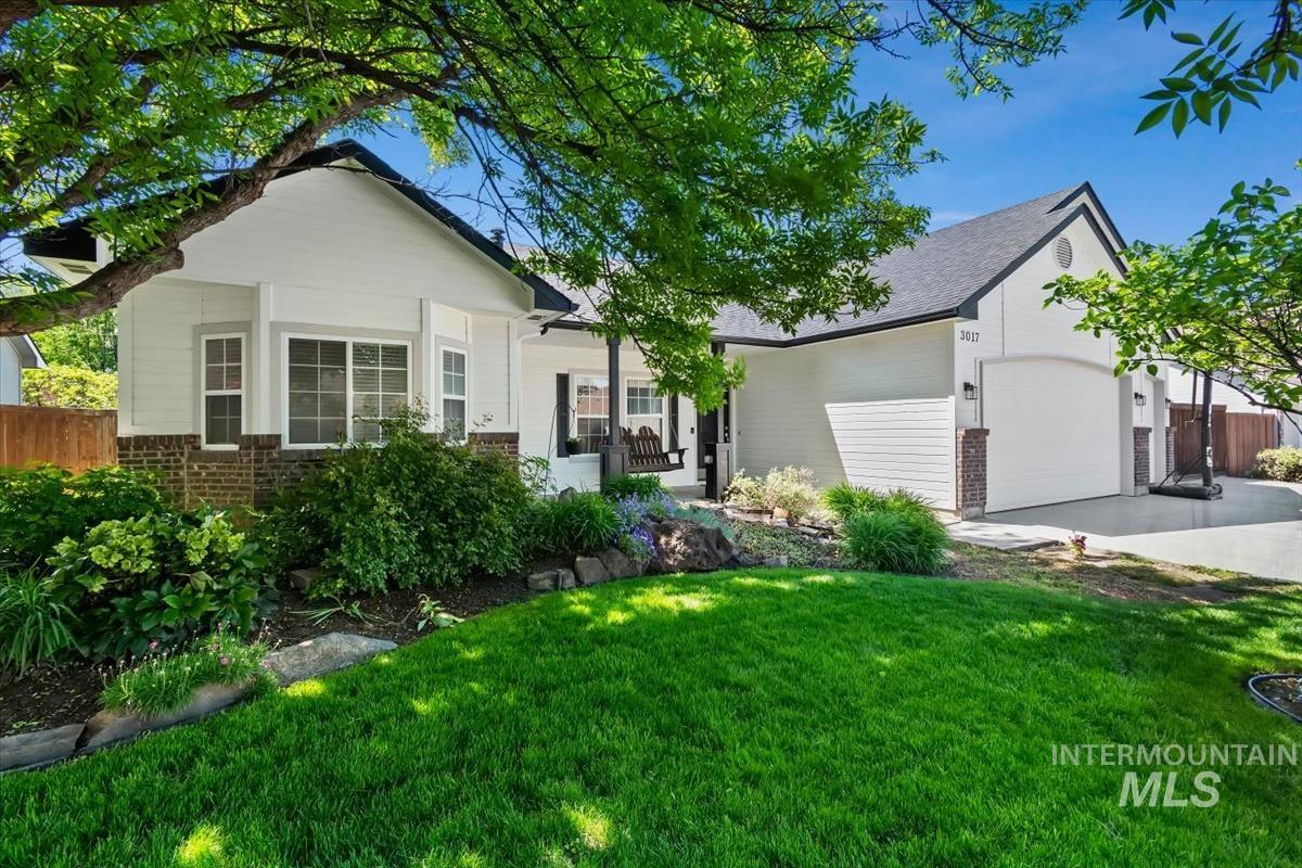 3017 N Marburg Avenue, Meridian, Idaho 83646, 5 Bedrooms, 3 Bathrooms, Residential For Sale, Price $549,000,MLS 98985334