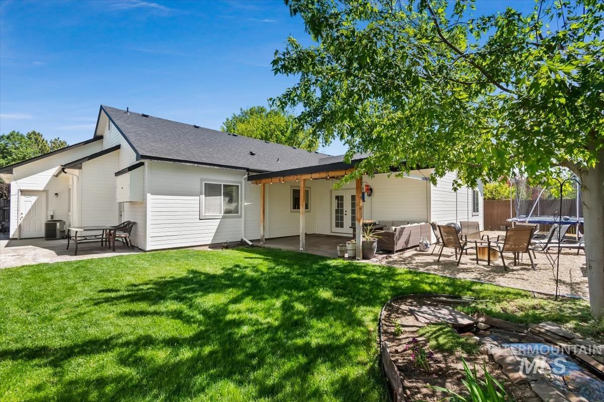 3017 N Marburg Avenue, Meridian, Idaho 83646, 5 Bedrooms, 3 Bathrooms, Residential For Sale, Price $549,000,MLS 98985334