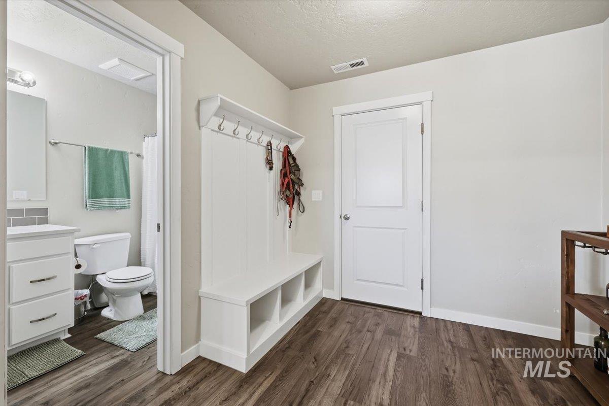 10347 Rockaway Ridge St, Nampa, Idaho 83687, 4 Bedrooms, 3 Bathrooms, Residential For Sale, Price $460,000,MLS 98985336