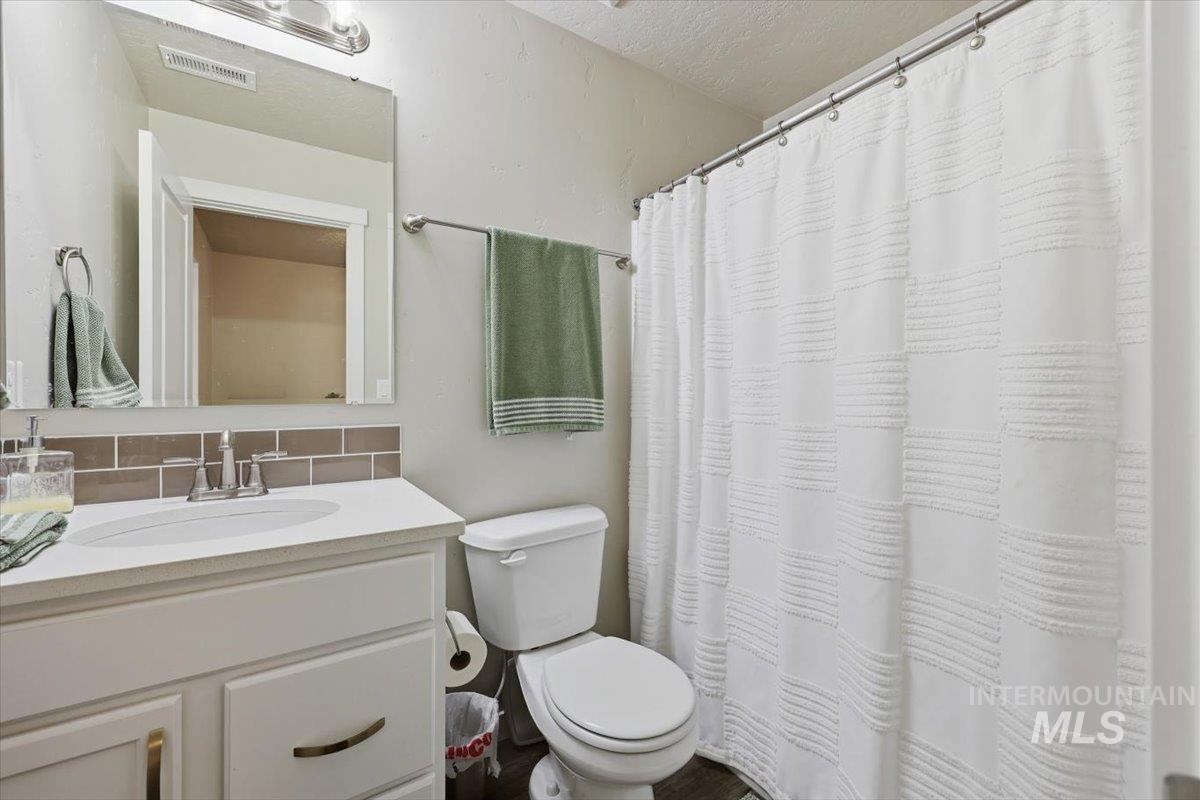 10347 Rockaway Ridge St, Nampa, Idaho 83687, 4 Bedrooms, 3 Bathrooms, Residential For Sale, Price $460,000,MLS 98985336