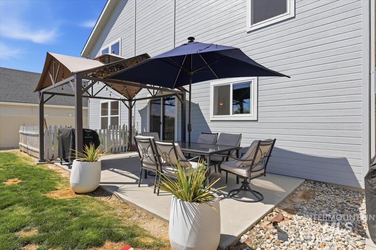 10347 Rockaway Ridge St, Nampa, Idaho 83687, 4 Bedrooms, 3 Bathrooms, Residential For Sale, Price $460,000,MLS 98985336
