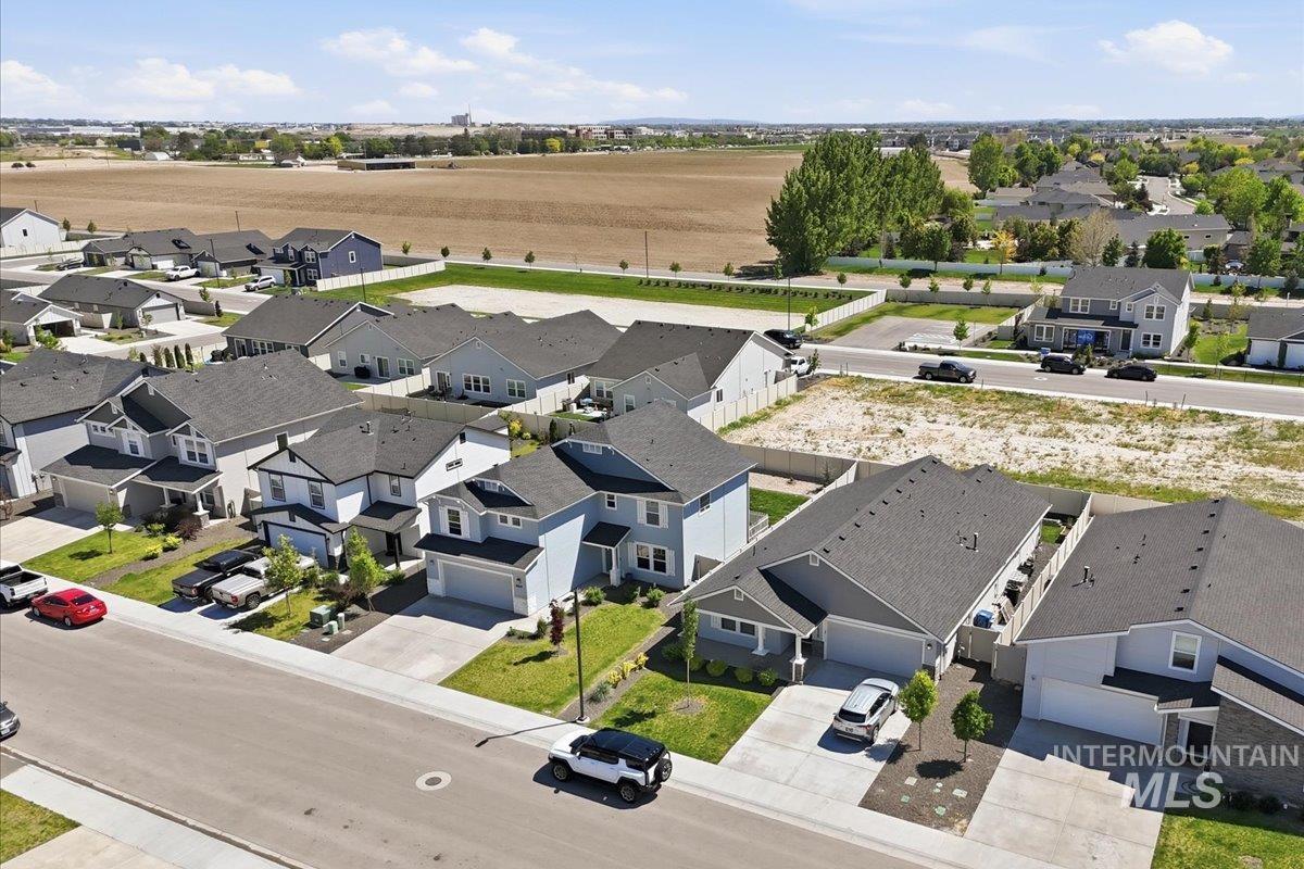 10347 Rockaway Ridge St, Nampa, Idaho 83687, 4 Bedrooms, 3 Bathrooms, Residential For Sale, Price $460,000,MLS 98985336