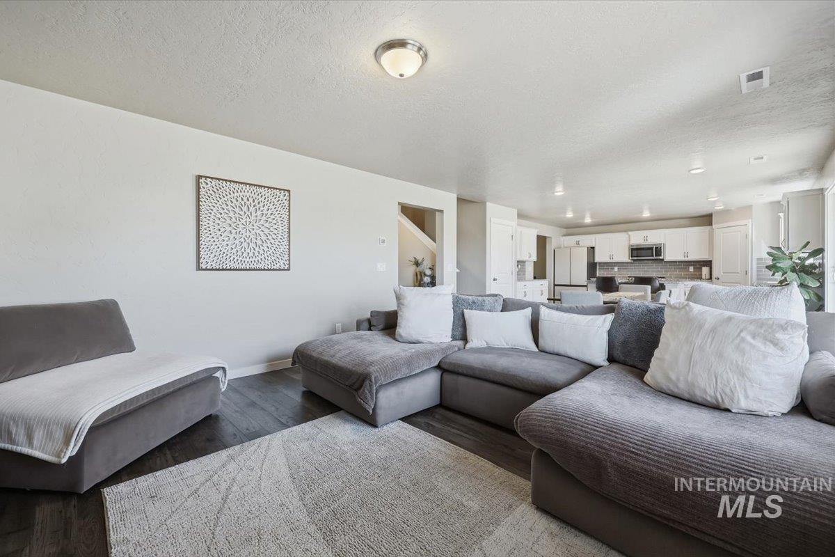 10347 Rockaway Ridge St, Nampa, Idaho 83687, 4 Bedrooms, 3 Bathrooms, Residential For Sale, Price $460,000,MLS 98985336