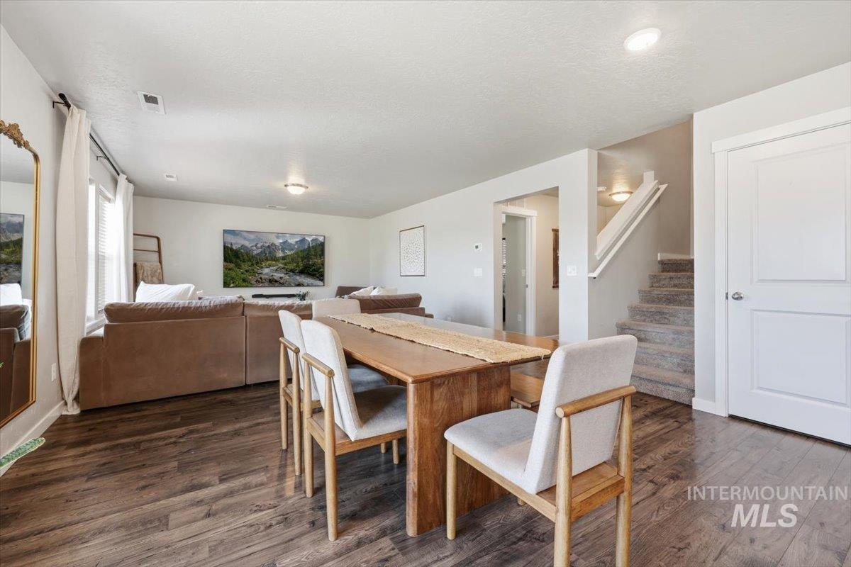 10347 Rockaway Ridge St, Nampa, Idaho 83687, 4 Bedrooms, 3 Bathrooms, Residential For Sale, Price $460,000,MLS 98985336