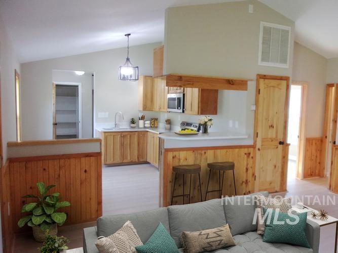 1117 N 11th St, Payette, Idaho 83661, 3 Bedrooms, 1 Bathroom, Residential For Sale, Price $319,900,MLS 98985337