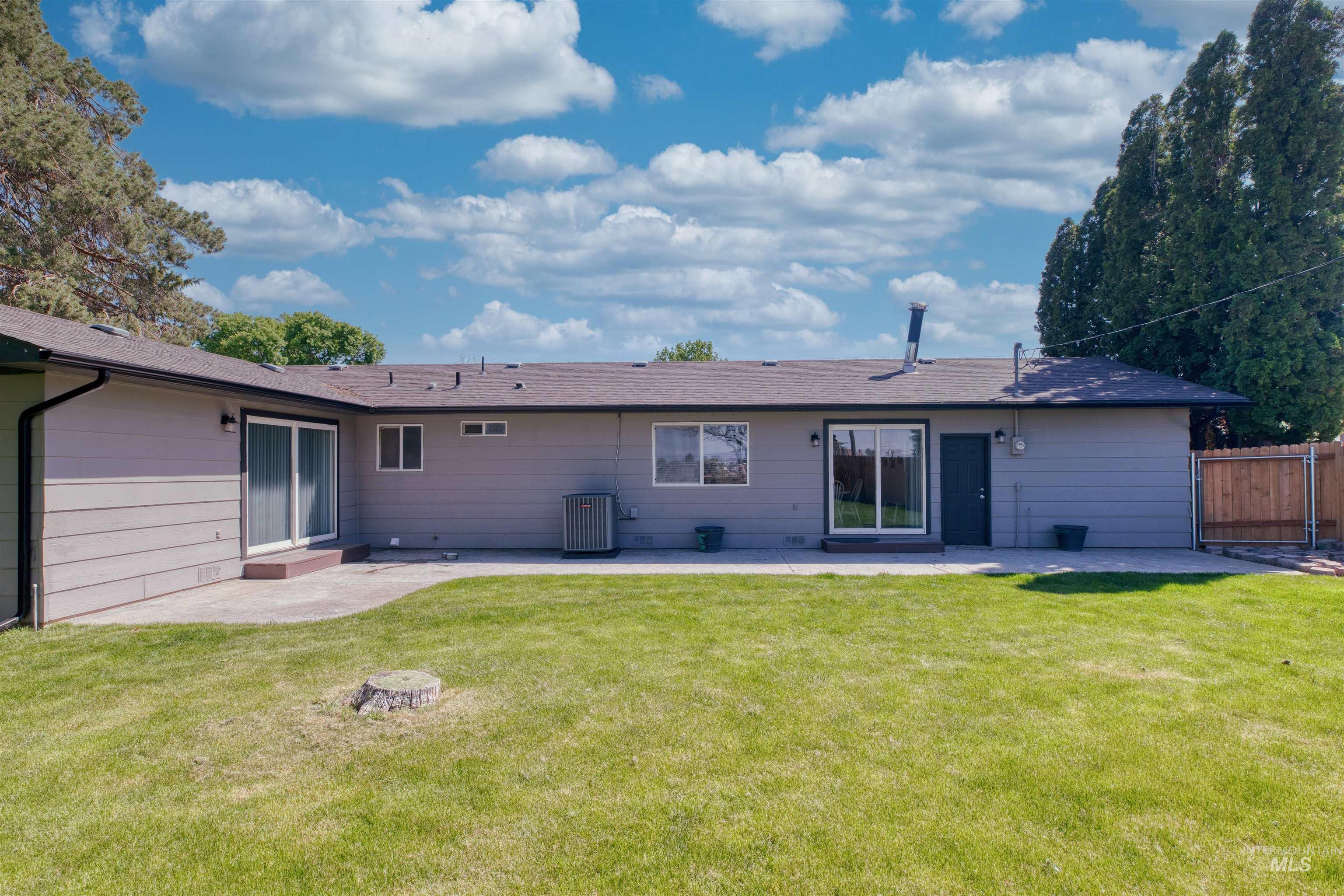 20803 N Friends Rd, Greenleaf, Idaho 83626, 4 Bedrooms, 2 Bathrooms, Residential For Sale, Price $454,900, 98985341