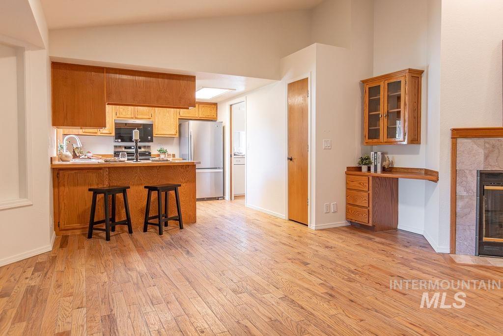 8826 W Midland Street, Boise, Idaho 83704, 3 Bedrooms, 2 Bathrooms, Residential For Sale, Price $439,500, 98985342