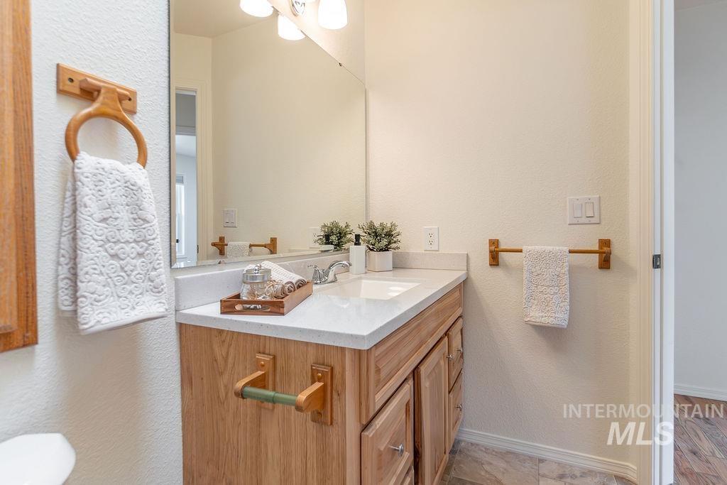 8826 W Midland Street, Boise, Idaho 83704, 3 Bedrooms, 2 Bathrooms, Residential For Sale, Price $439,500, 98985342