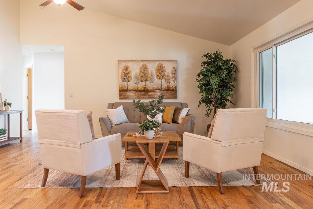 8826 W Midland Street, Boise, Idaho 83704, 3 Bedrooms, 2 Bathrooms, Residential For Sale, Price $439,500, 98985342