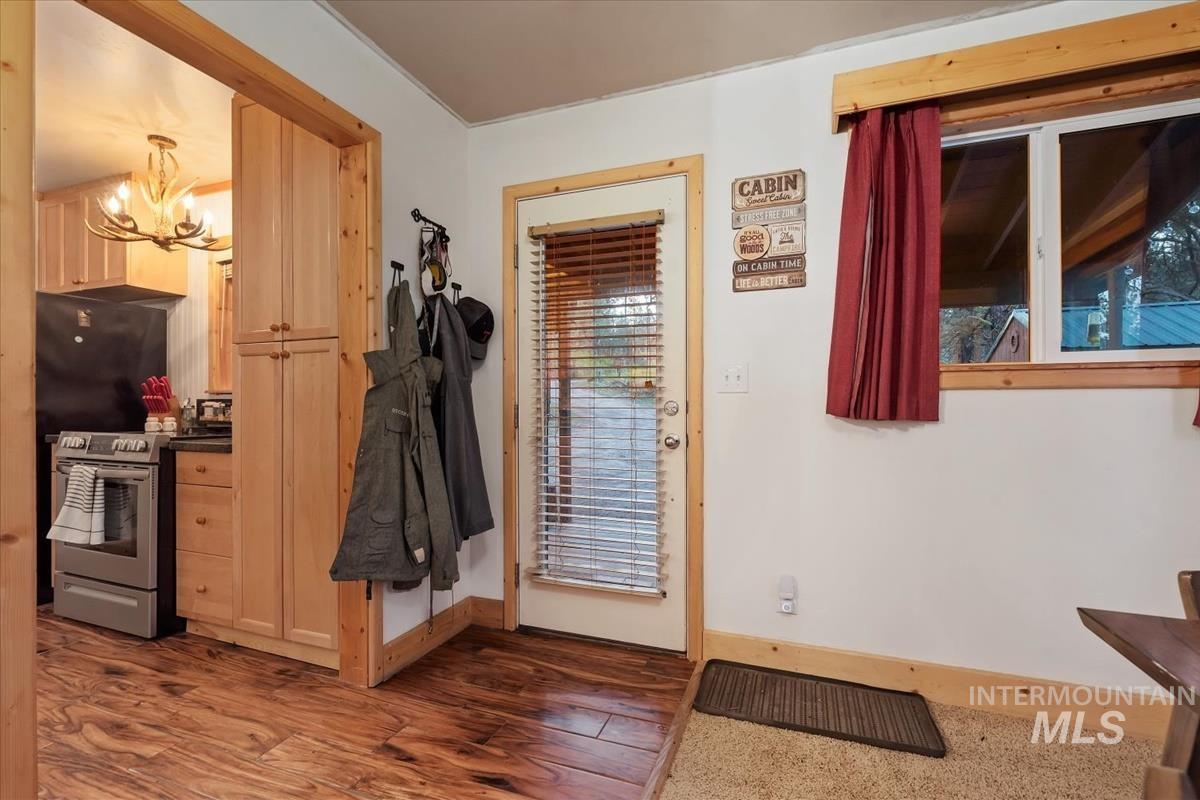 15 Cloudy Ln, Garden Valley, Idaho 83622, 2 Bedrooms, 1 Bathroom, Residential For Sale, Price $374,990,MLS 98985344