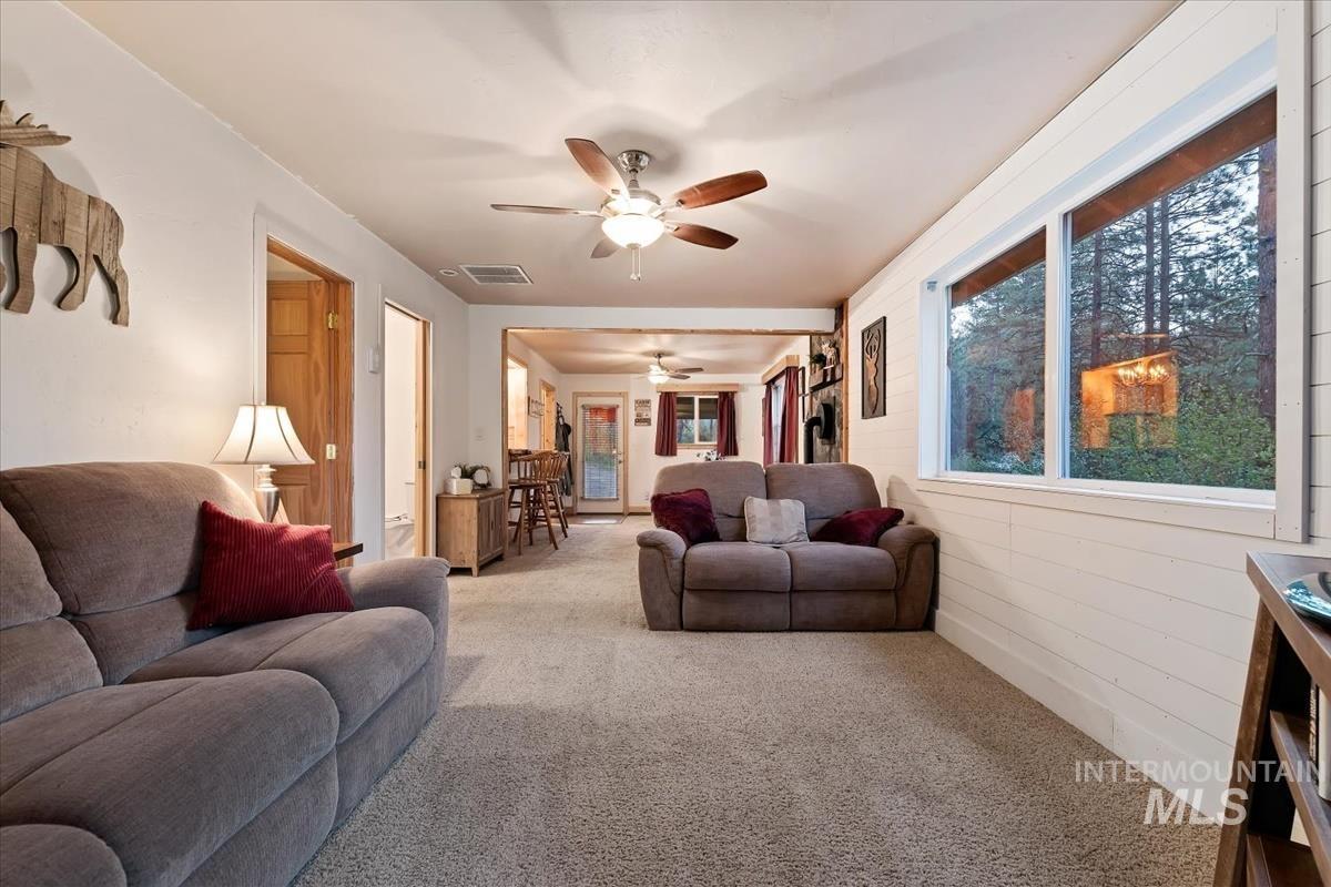 15 Cloudy Ln, Garden Valley, Idaho 83622, 2 Bedrooms, 1 Bathroom, Residential For Sale, Price $374,990,MLS 98985344