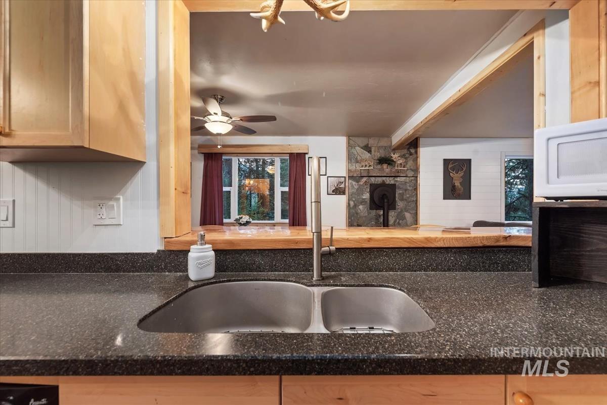 15 Cloudy Ln, Garden Valley, Idaho 83622, 2 Bedrooms, 1 Bathroom, Residential For Sale, Price $374,990,MLS 98985344