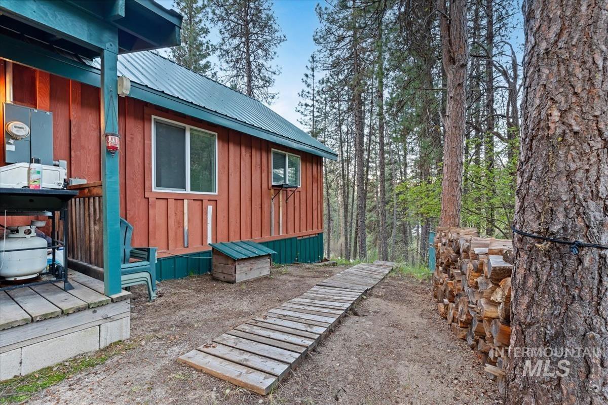 15 Cloudy Ln, Garden Valley, Idaho 83622, 2 Bedrooms, 1 Bathroom, Residential For Sale, Price $374,990,MLS 98985344