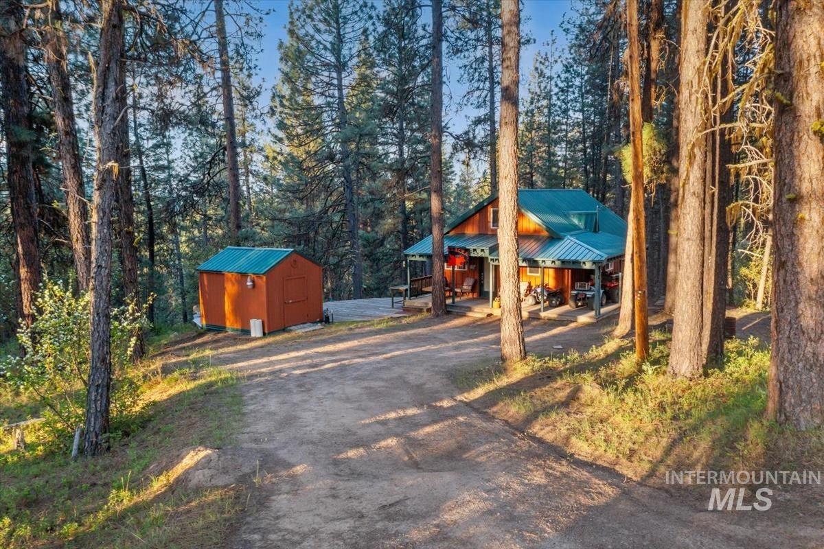 15 Cloudy Ln, Garden Valley, Idaho 83622, 2 Bedrooms, 1 Bathroom, Residential For Sale, Price $374,990,MLS 98985344