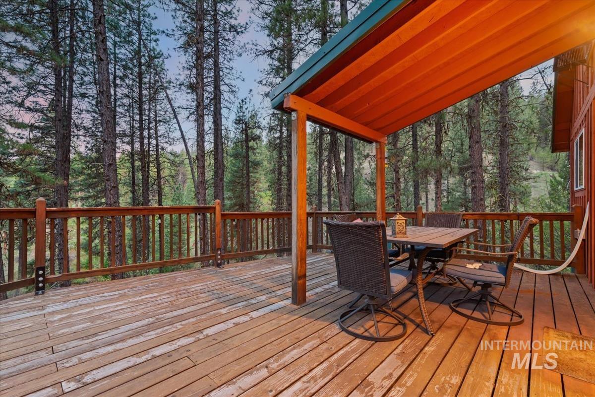 15 Cloudy Ln, Garden Valley, Idaho 83622, 2 Bedrooms, 1 Bathroom, Residential For Sale, Price $374,990,MLS 98985344