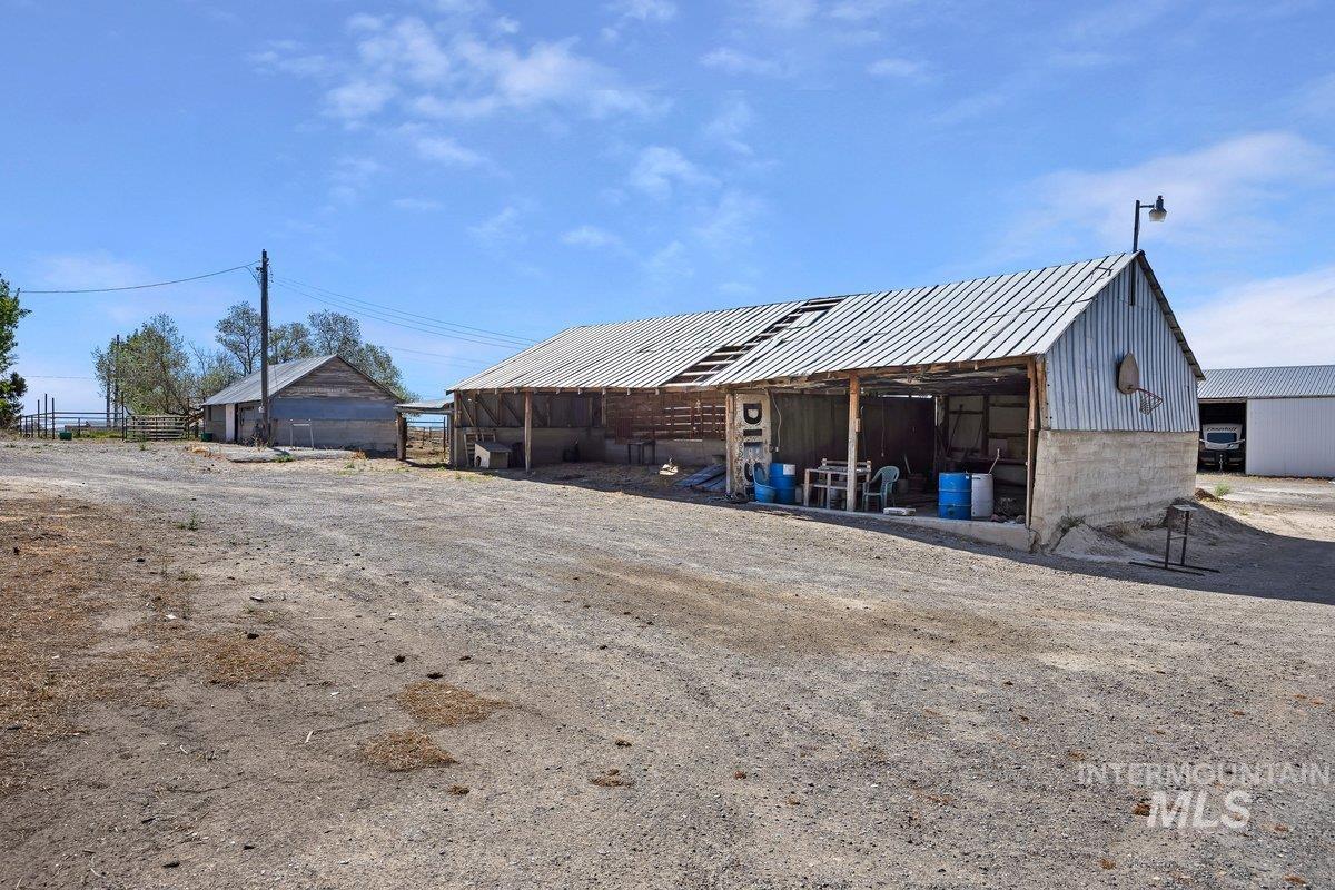 293 E 400 S, Jerome, Idaho 83338, 5 Bedrooms, 3 Bathrooms, Residential For Sale, Price $585,000,MLS 98985350