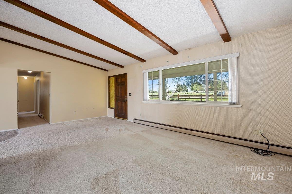293 E 400 S, Jerome, Idaho 83338, 5 Bedrooms, 3 Bathrooms, Residential For Sale, Price $585,000,MLS 98985350