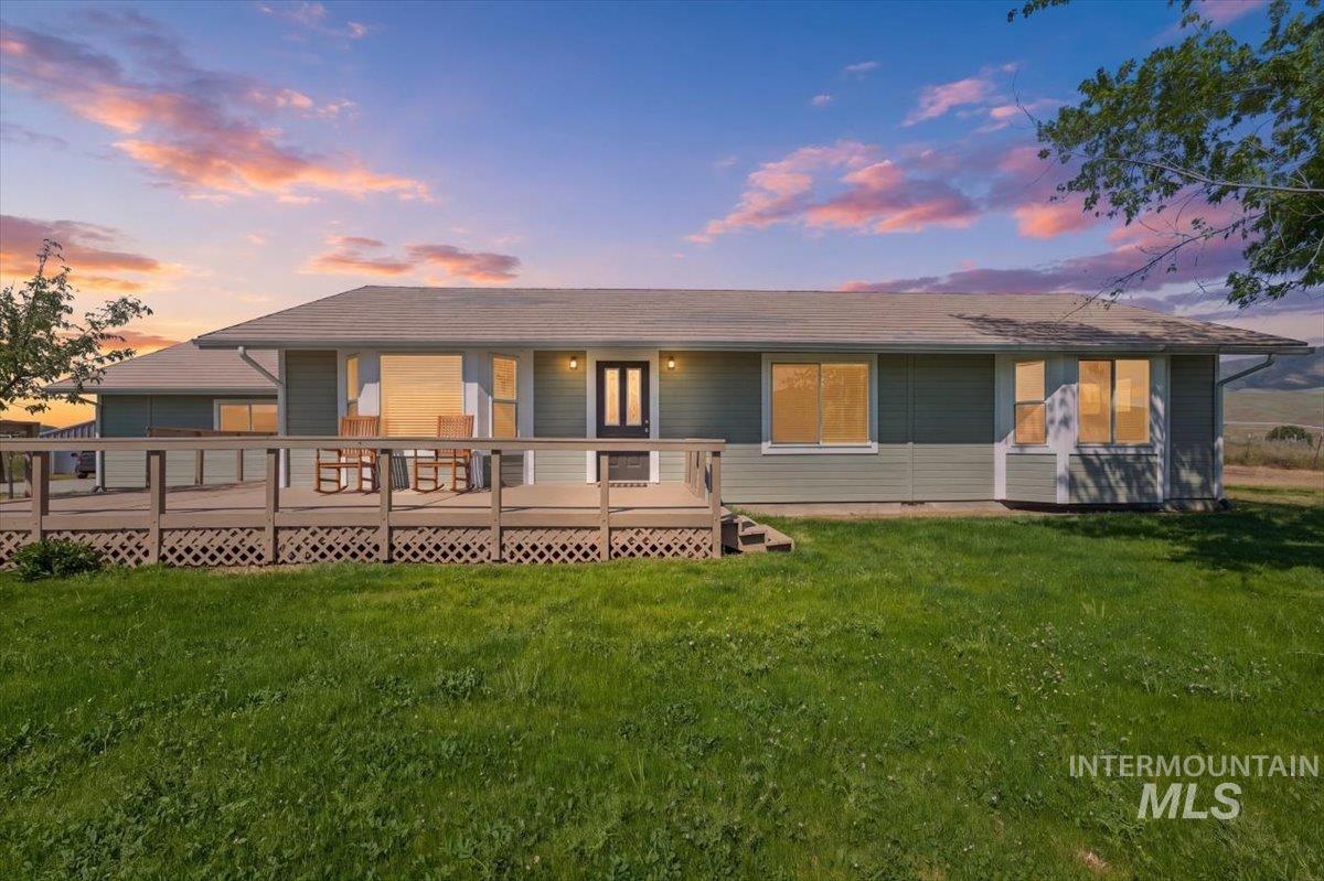 5303 Montour Rd., Emmett, Idaho 83617, 3 Bedrooms, 2 Bathrooms, Residential For Sale, Price $740,000,MLS 98985351