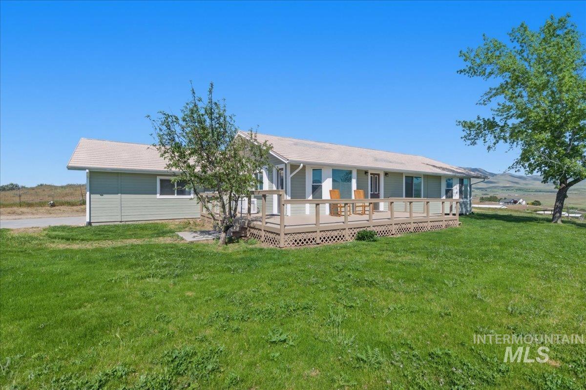 5303 Montour Rd., Emmett, Idaho 83617, 3 Bedrooms, 2 Bathrooms, Residential For Sale, Price $740,000,MLS 98985351
