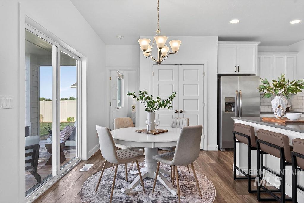 6477 E Monroe St, Nampa, Idaho 83687, 3 Bedrooms, 2 Bathrooms, Residential For Sale, Price $389,900,MLS 98985352