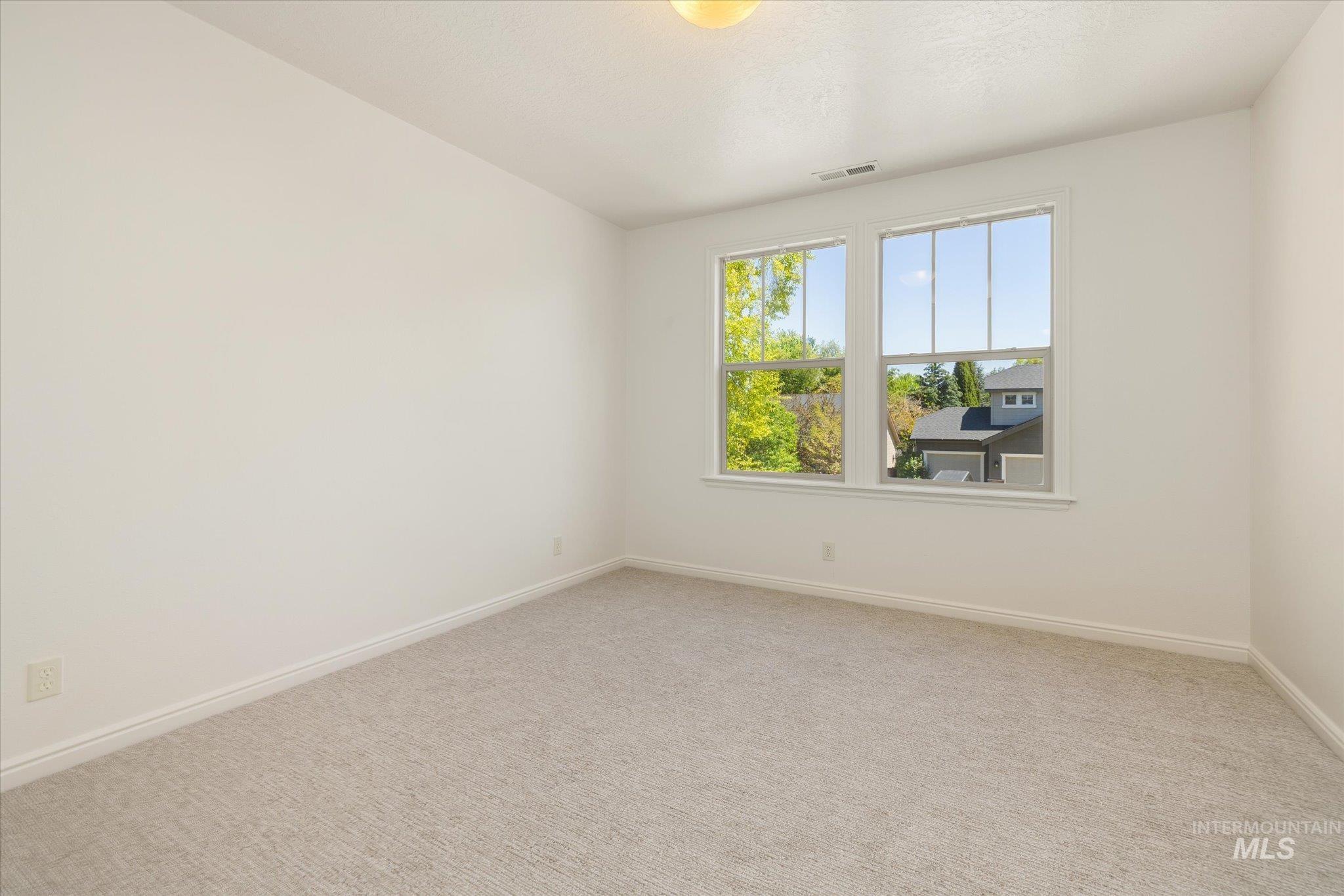 6135 N Booth Ave, Meridian, Idaho 83646, 5 Bedrooms, 3 Bathrooms, Residential For Sale, Price $624,900,MLS 98985353