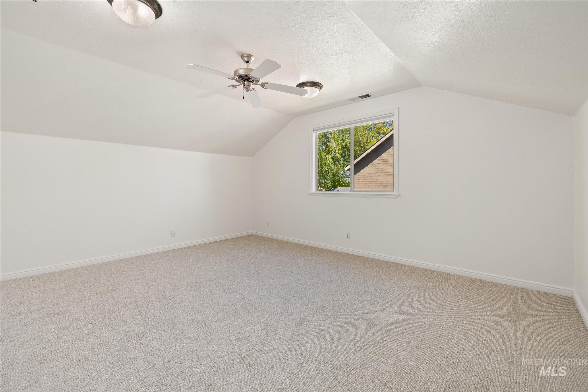 6135 N Booth Ave, Meridian, Idaho 83646, 5 Bedrooms, 3 Bathrooms, Residential For Sale, Price $624,900,MLS 98985353
