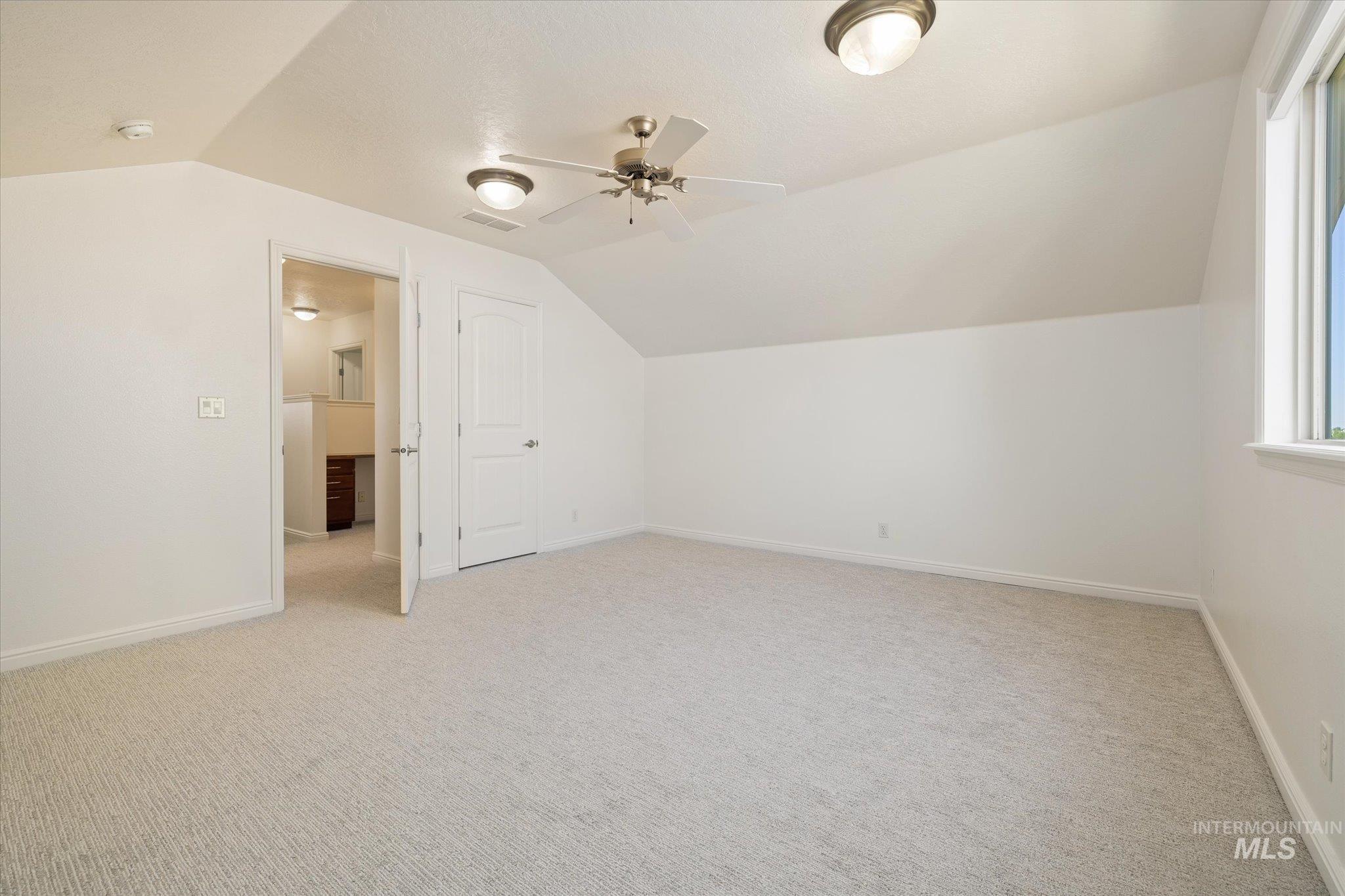6135 N Booth Ave, Meridian, Idaho 83646, 5 Bedrooms, 3 Bathrooms, Residential For Sale, Price $624,900,MLS 98985353