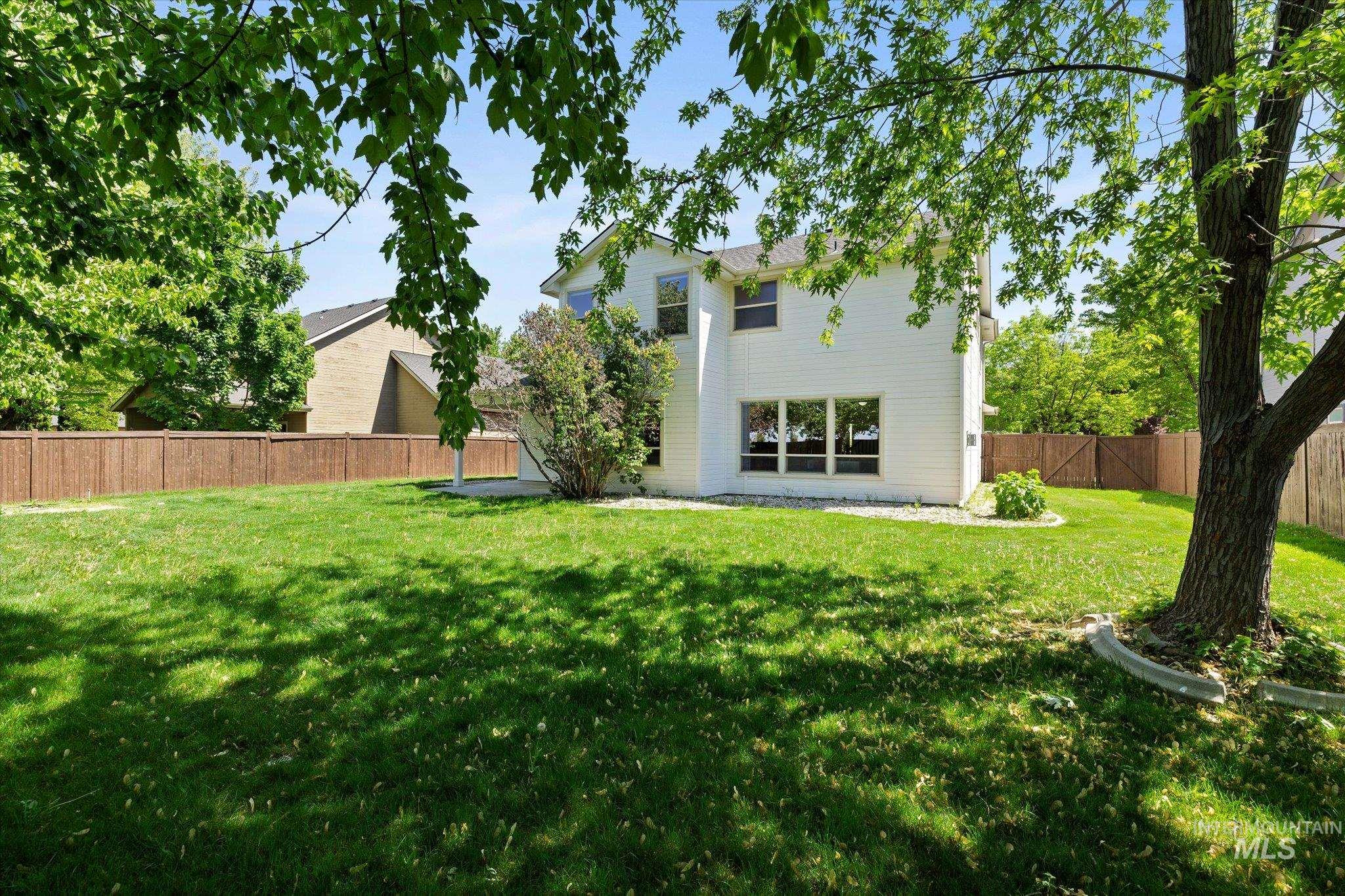6135 N Booth Ave, Meridian, Idaho 83646, 5 Bedrooms, 3 Bathrooms, Residential For Sale, Price $624,900,MLS 98985353