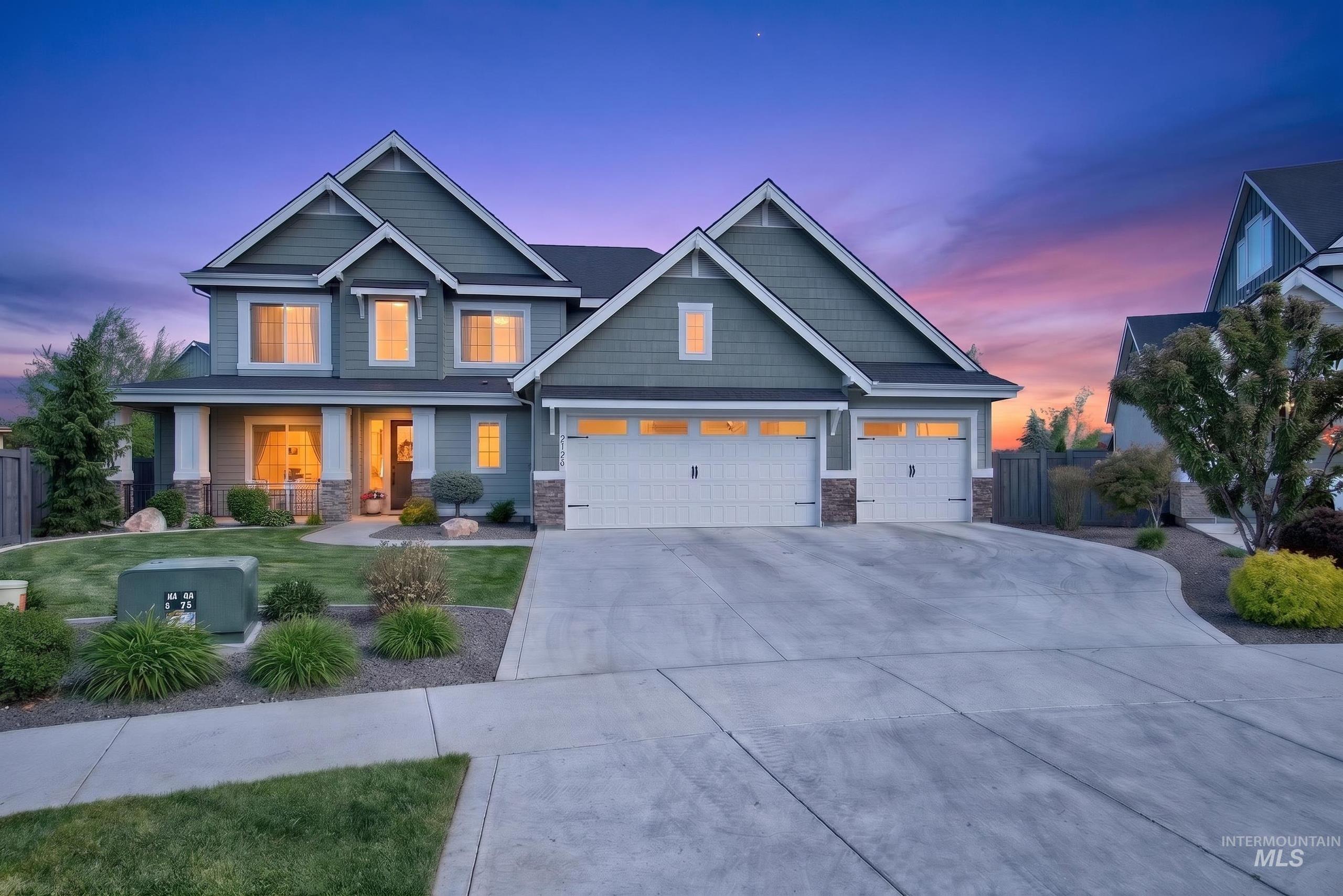 5966 S Astoria, Meridian, Idaho 83642, 5 Bedrooms, 3.5 Bathrooms, Residential For Sale, Price $975,000,MLS 98985354
