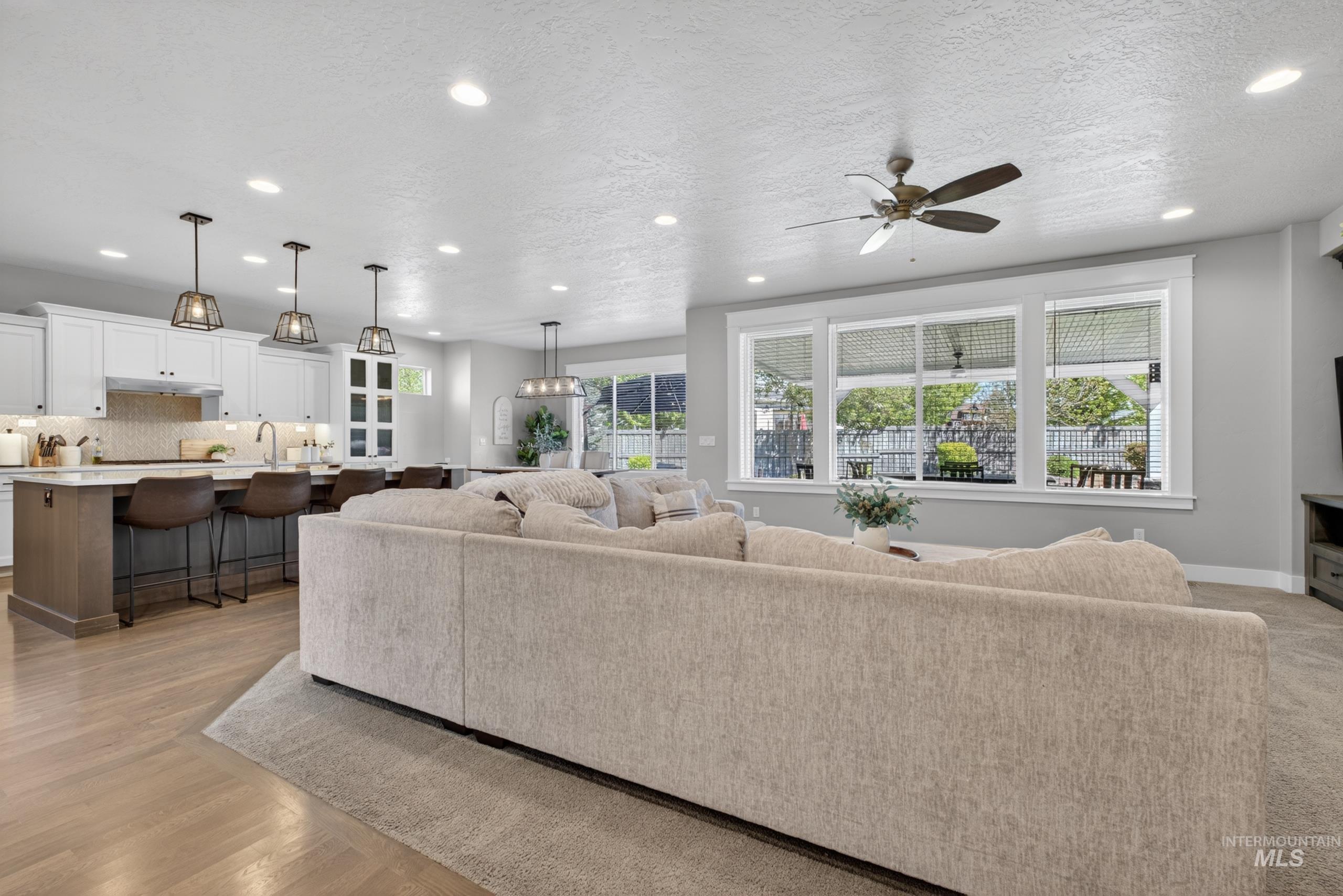 5966 S Astoria, Meridian, Idaho 83642, 5 Bedrooms, 3.5 Bathrooms, Residential For Sale, Price $975,000,MLS 98985354