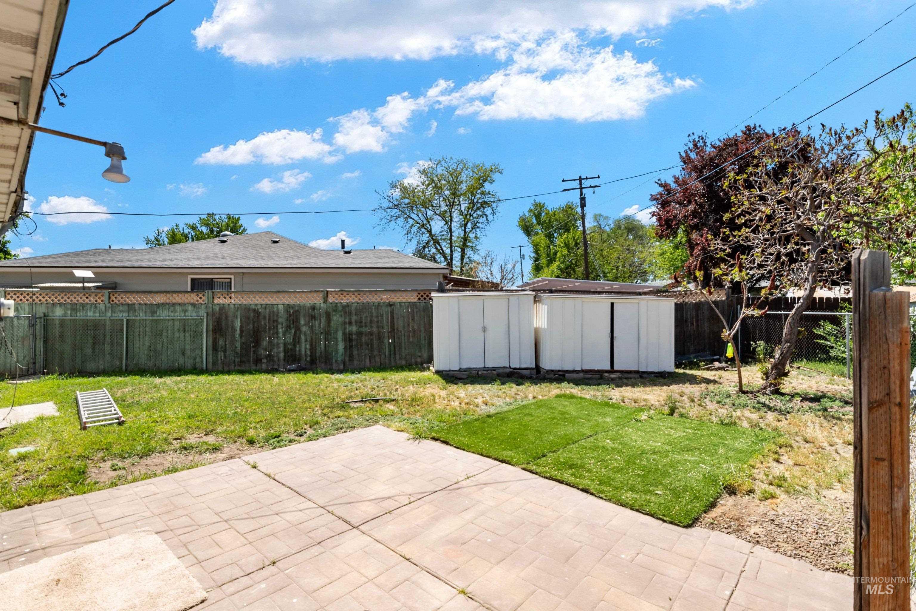 128 Mountain View Dr., Mountain Home, Idaho 83647, 3 Bedrooms, 1 Bathroom, Residential For Sale, Price $239,900,MLS 98985356