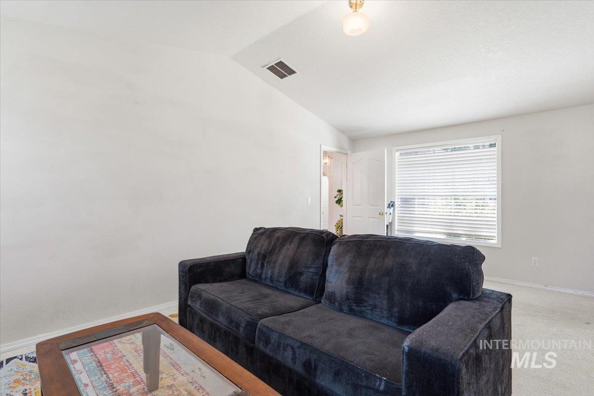 2560 N Richter Ave, Meridian, Idaho 83646, 3 Bedrooms, 2 Bathrooms, Residential For Sale, Price $415,000,MLS 98985357