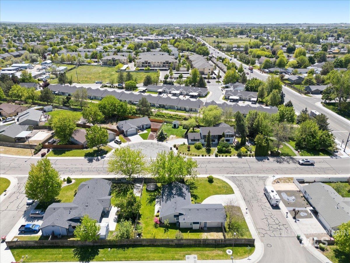 2560 N Richter Ave, Meridian, Idaho 83646, 3 Bedrooms, 2 Bathrooms, Residential For Sale, Price $415,000,MLS 98985357