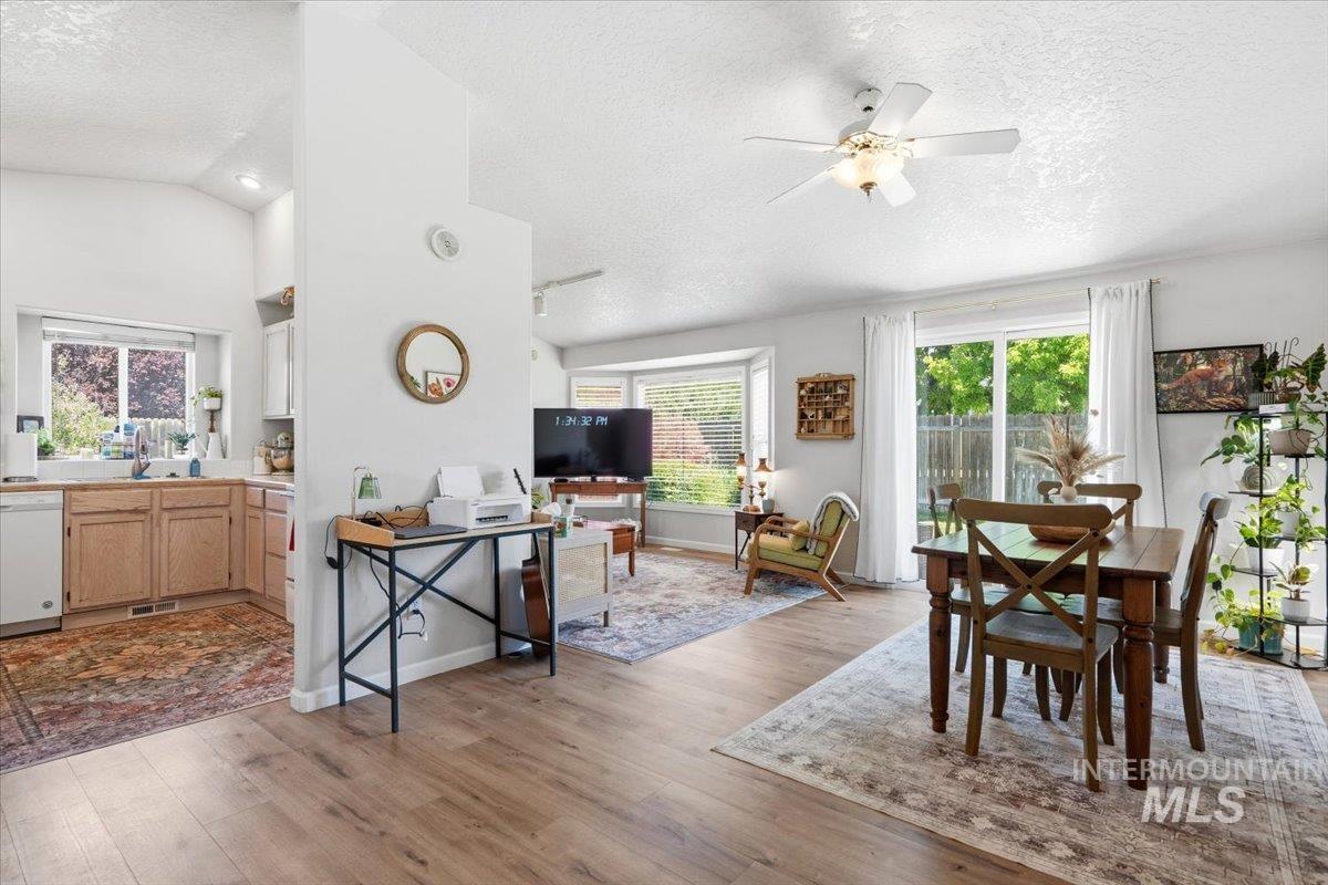 2560 N Richter Ave, Meridian, Idaho 83646, 3 Bedrooms, 2 Bathrooms, Residential For Sale, Price $415,000,MLS 98985357