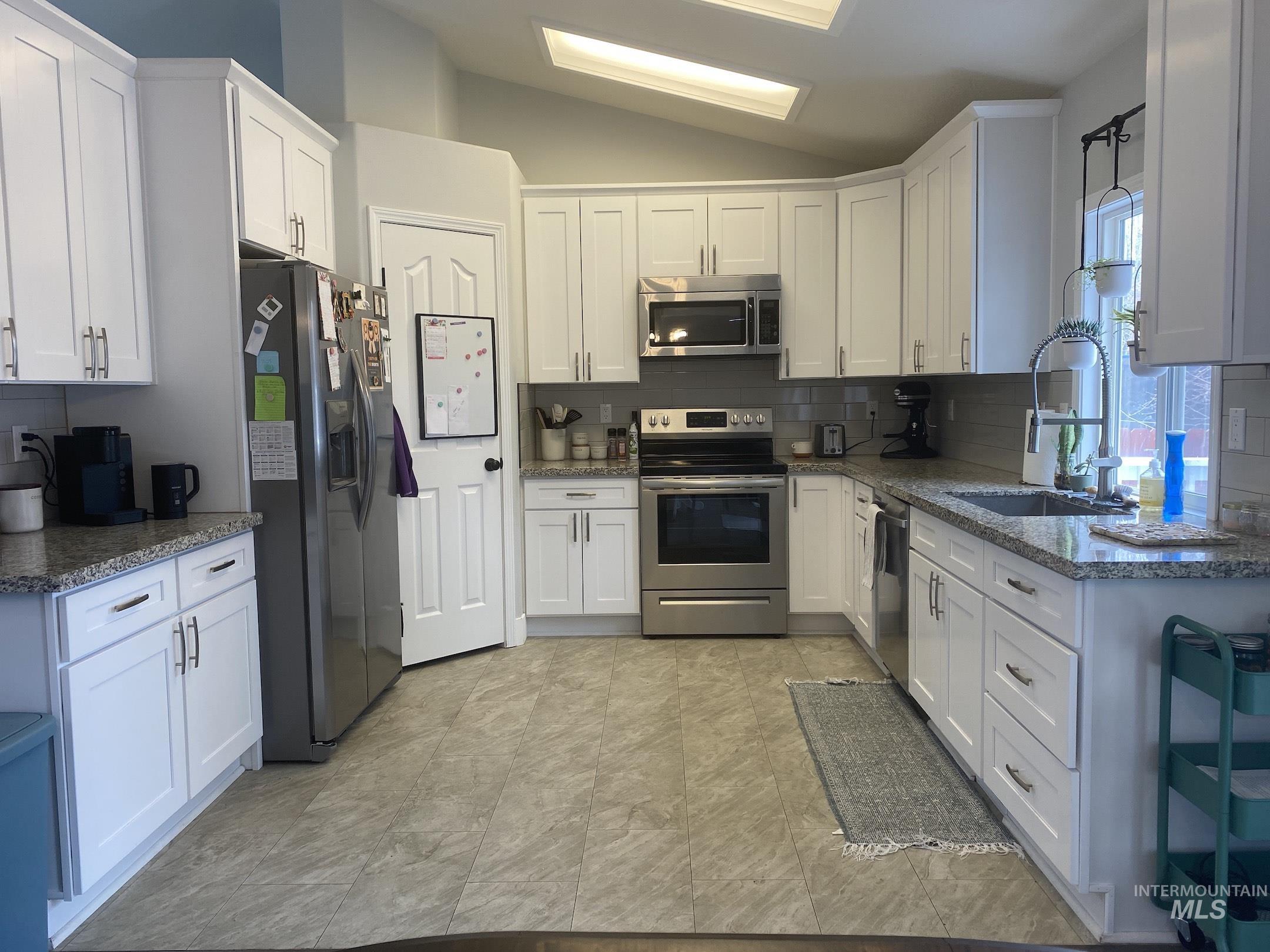 1344 N Crestmont Dr, Meridian, Idaho 83642, 4 Bedrooms, 3 Bathrooms, Residential For Sale, Price $515,900,MLS 98985359
