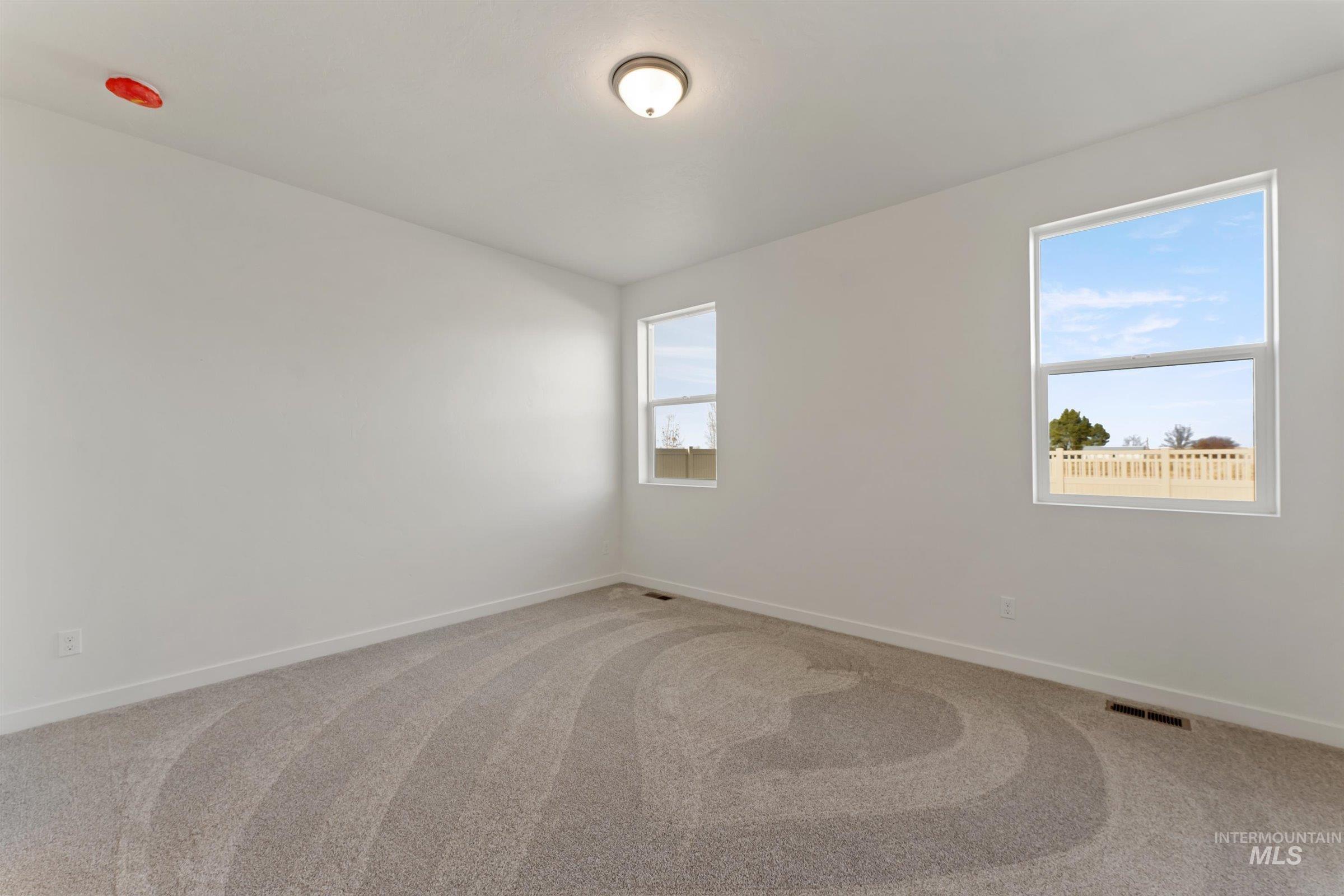 19469 N Summerville Way, Nampa, Idaho 83687, 3 Bedrooms, 2 Bathrooms, Residential For Sale, Price $399,643,MLS 98985361