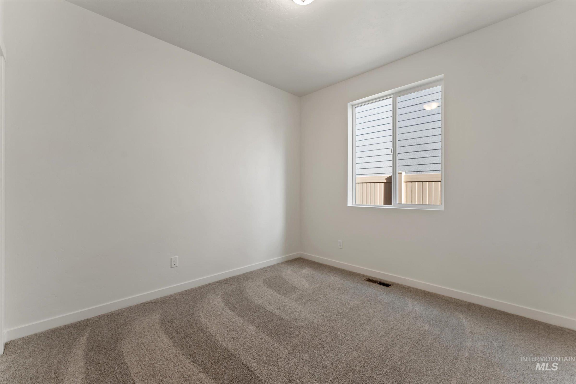 19469 N Summerville Way, Nampa, Idaho 83687, 3 Bedrooms, 2 Bathrooms, Residential For Sale, Price $399,643,MLS 98985361