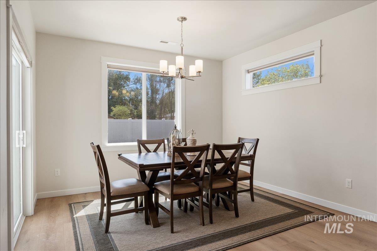 136 Centennial Ct., Kimberly, Idaho 83341, 4 Bedrooms, 2 Bathrooms, Residential For Sale, Price $475,000, 98985368
