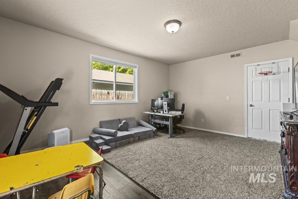 1112 Gold Creek Drive, Caldwell, Idaho 83607, 3 Bedrooms, 2.5 Bathrooms, Residential For Sale, Price $374,999,MLS 98985371