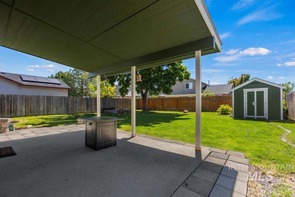 1112 Gold Creek Drive, Caldwell, Idaho 83607, 3 Bedrooms, 2.5 Bathrooms, Residential For Sale, Price $374,999,MLS 98985371