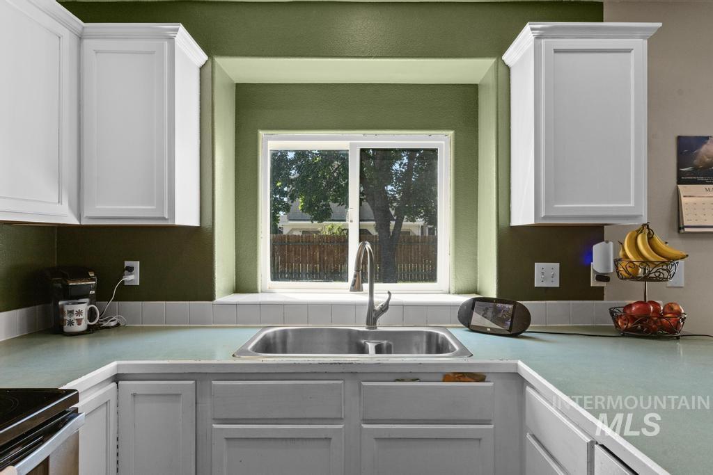 1112 Gold Creek Drive, Caldwell, Idaho 83607, 3 Bedrooms, 2.5 Bathrooms, Residential For Sale, Price $374,999,MLS 98985371
