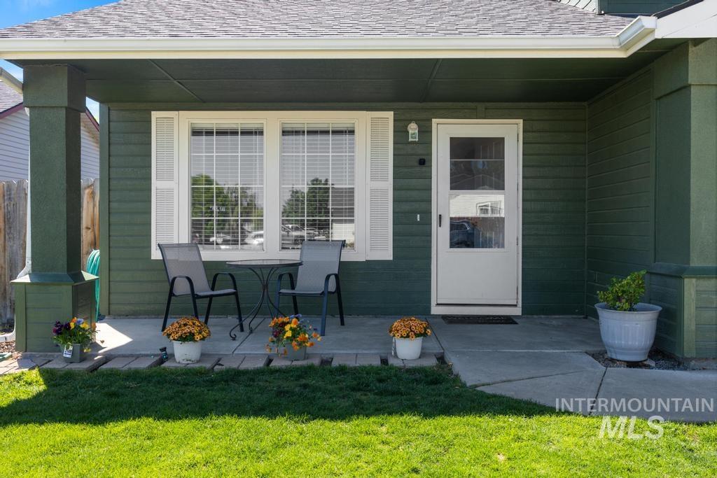1112 Gold Creek Drive, Caldwell, Idaho 83607, 3 Bedrooms, 2.5 Bathrooms, Residential For Sale, Price $374,999,MLS 98985371