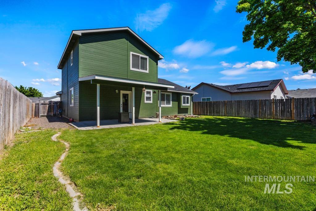 1112 Gold Creek Drive, Caldwell, Idaho 83607, 3 Bedrooms, 2.5 Bathrooms, Residential For Sale, Price $374,999,MLS 98985371