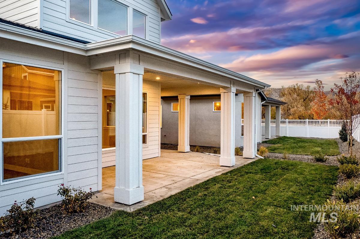 3120 E Renwick St, Meridian, Idaho 83642, 4 Bedrooms, 4 Bathrooms, Residential For Sale, Price $997,332,MLS 98985374