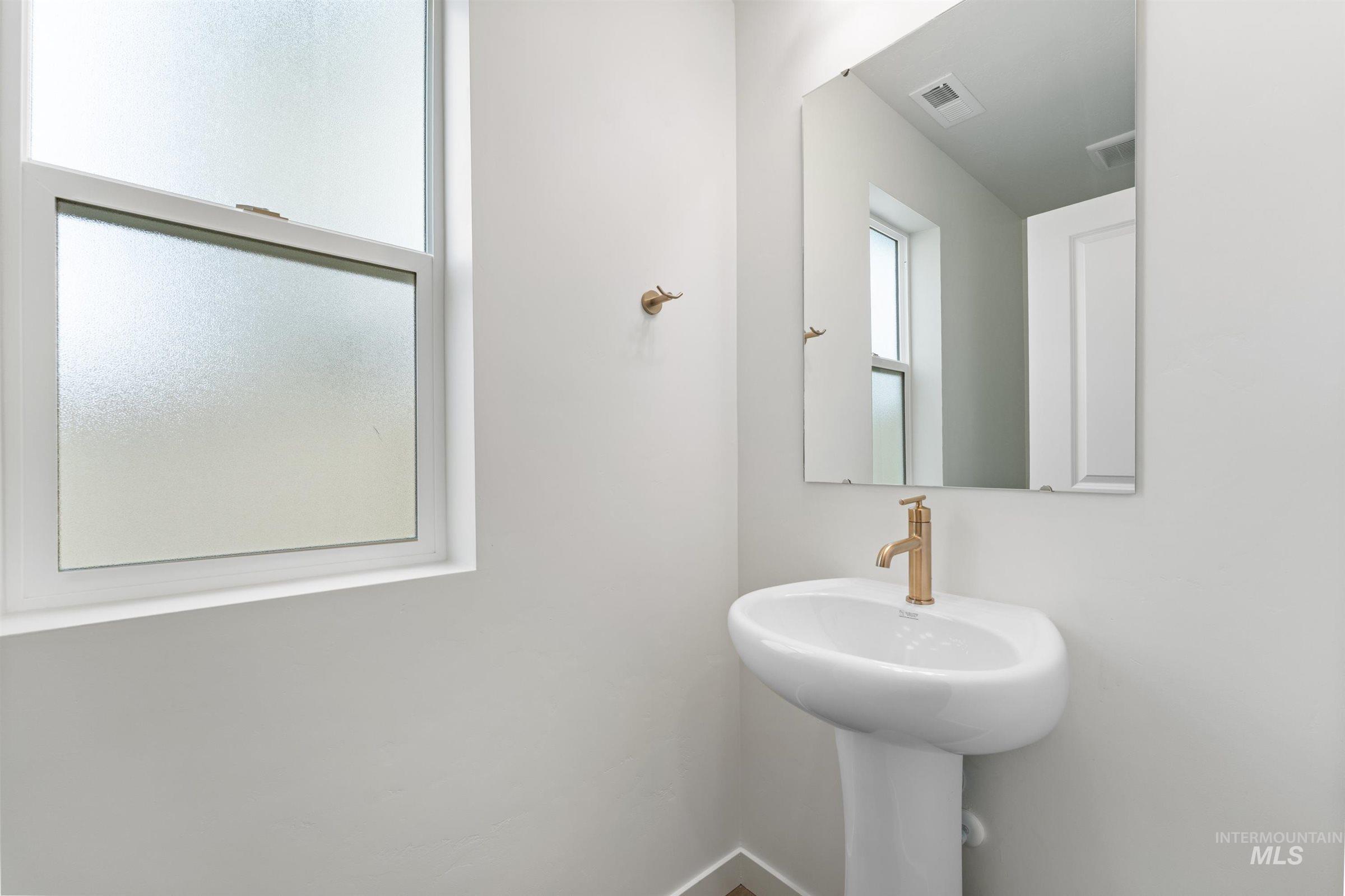 4651 W Newland St, Meridian, Idaho 83642, 3 Bedrooms, 2.5 Bathrooms, Residential For Sale, Price $499,232,MLS 98985377