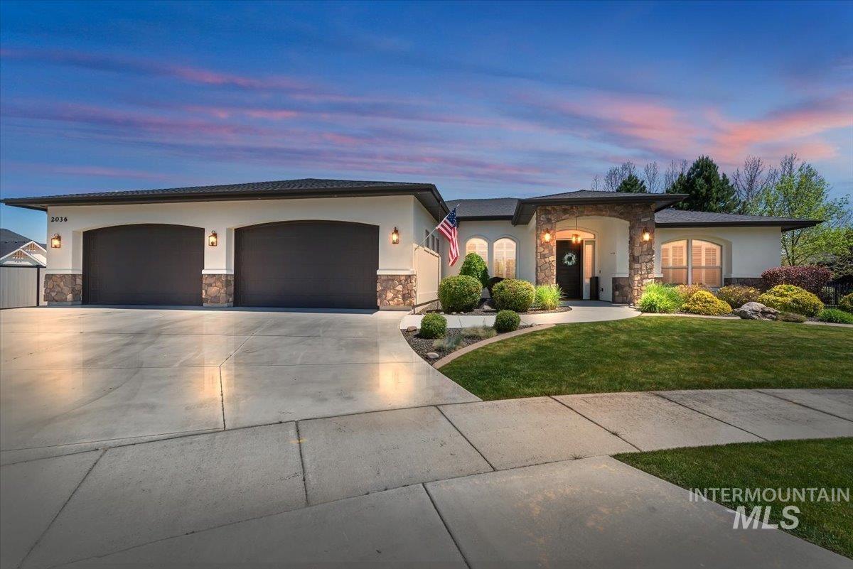 2036 N Bella Strada Way, Eagle, Idaho 83616-5219, 5 Bedrooms, 3.5 Bathrooms, Residential For Sale, Price $1,349,000,MLS 98985379